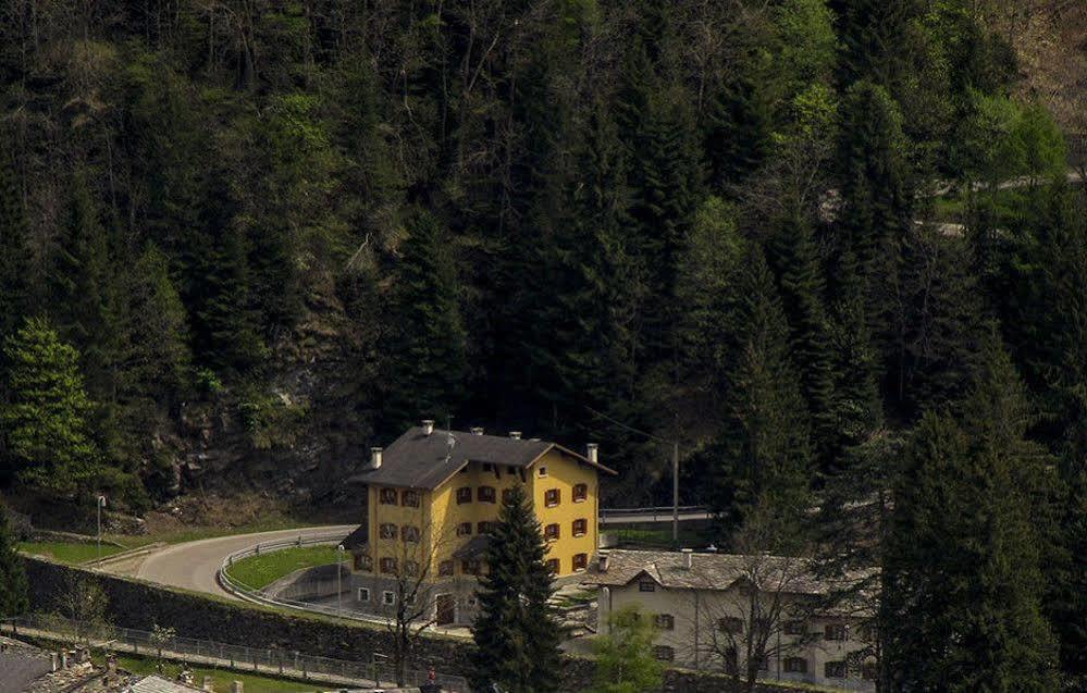 Casa Vacanze Ca' De Val Campodolcino Exterior foto